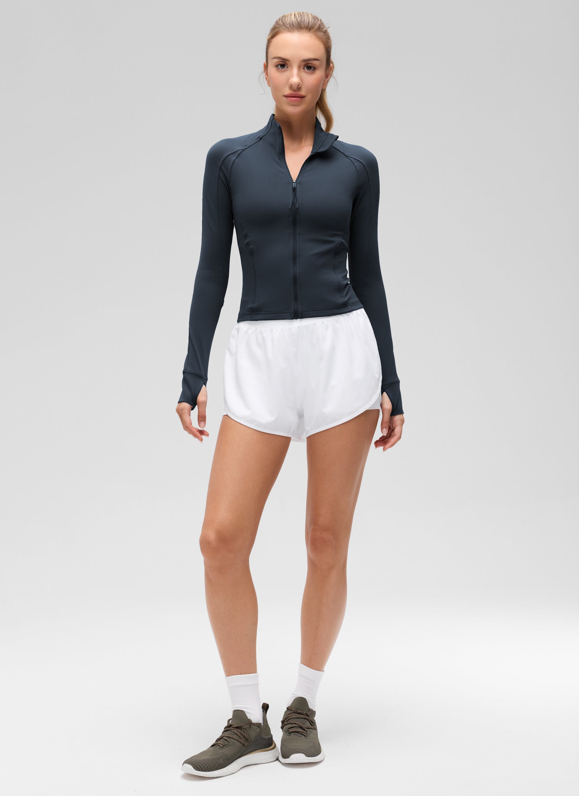 Chaqueta corta con cremallera completa y bolsillos Butterluxe para mujer CRZ YOGA True Navy
