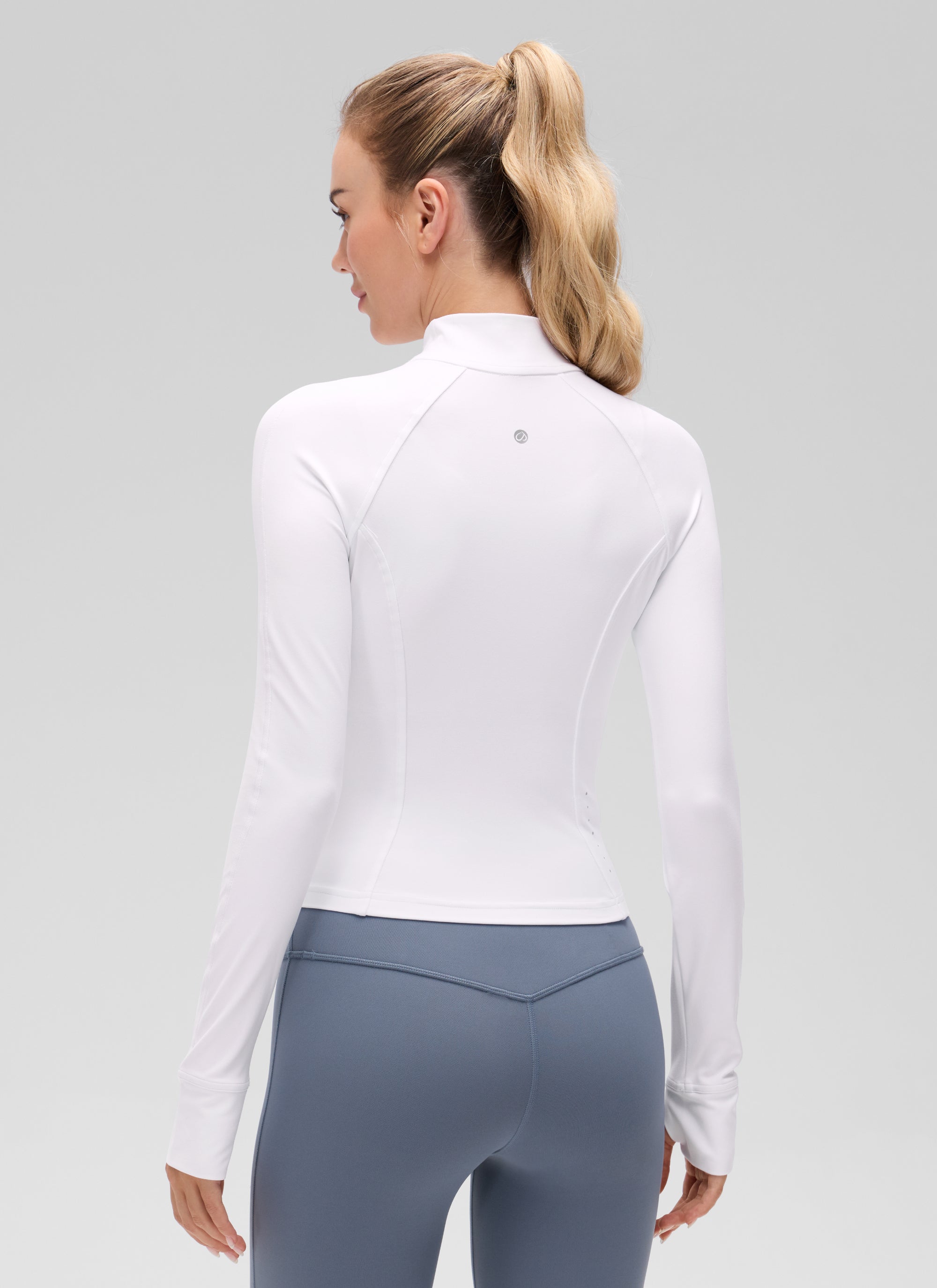 Chaqueta corta con cremallera completa y bolsillos Butterluxe para mujer CRZ YOGA White