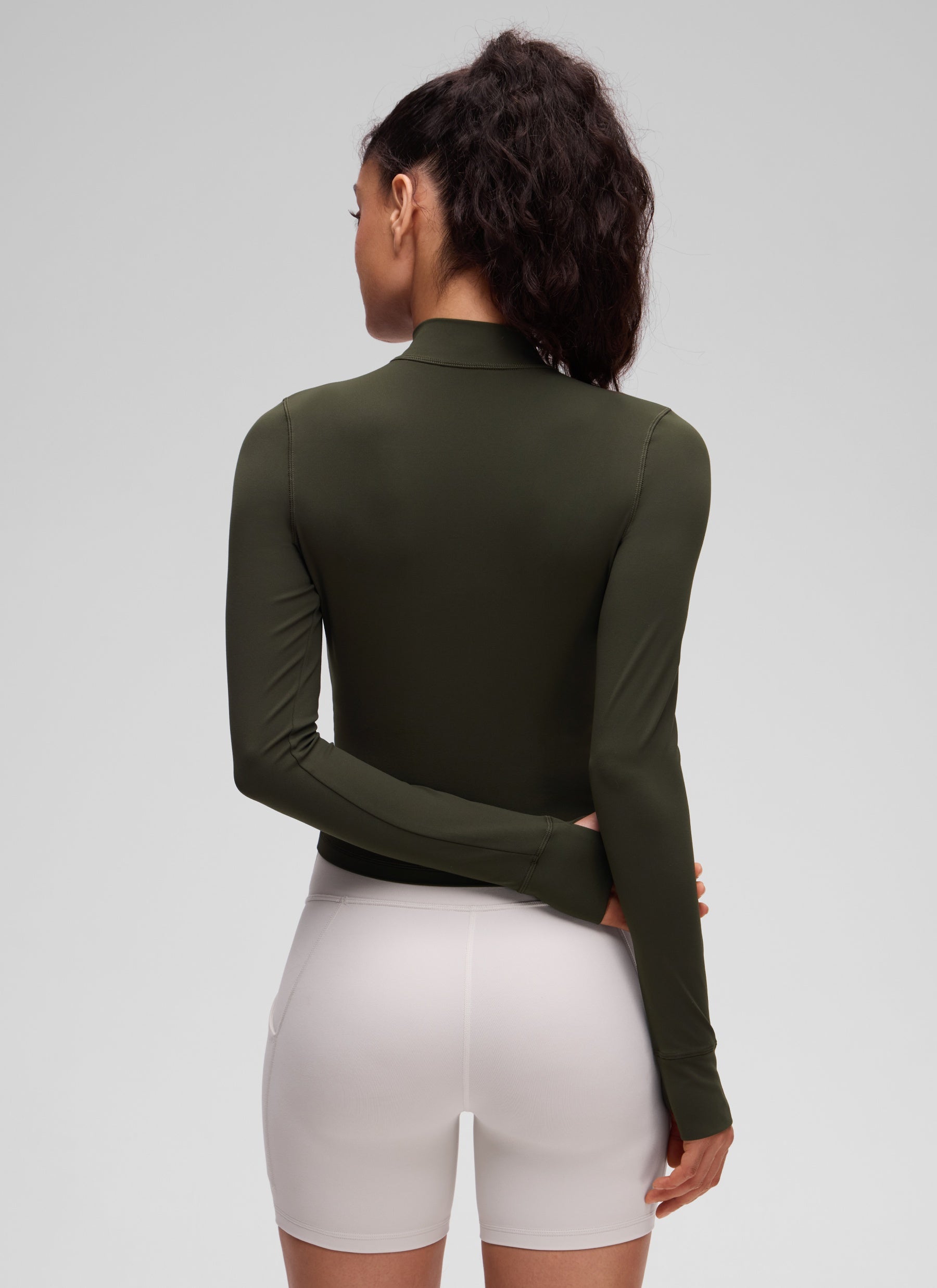 Chaquetas cortas de abrigo con cremallera completa Butterluxe para mujer CRZ YOGA Olive Green @model_info:Larissa