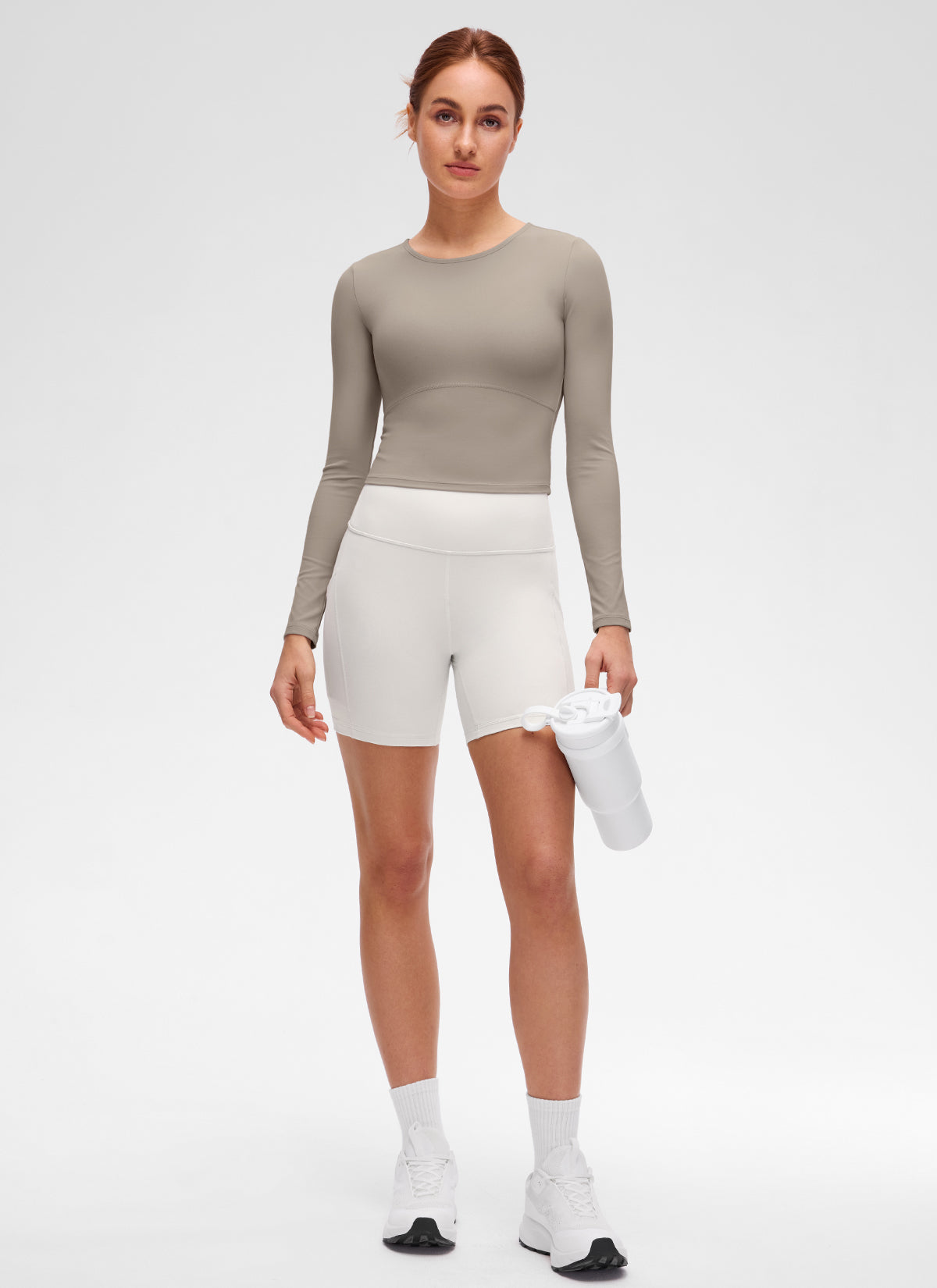 CRZ YOGA Haut court ajusté à manches longues et couture avant Butterluxe pour femme Gris frêne chaud